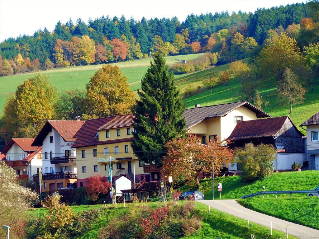 Hotel Gasthof Zur Krone Oberzent ภายนอก รูปภาพ